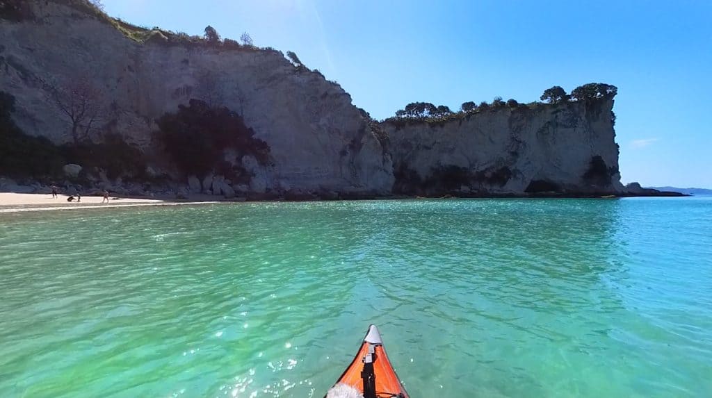 Cathedral Cove - Kayaking in 360 VR